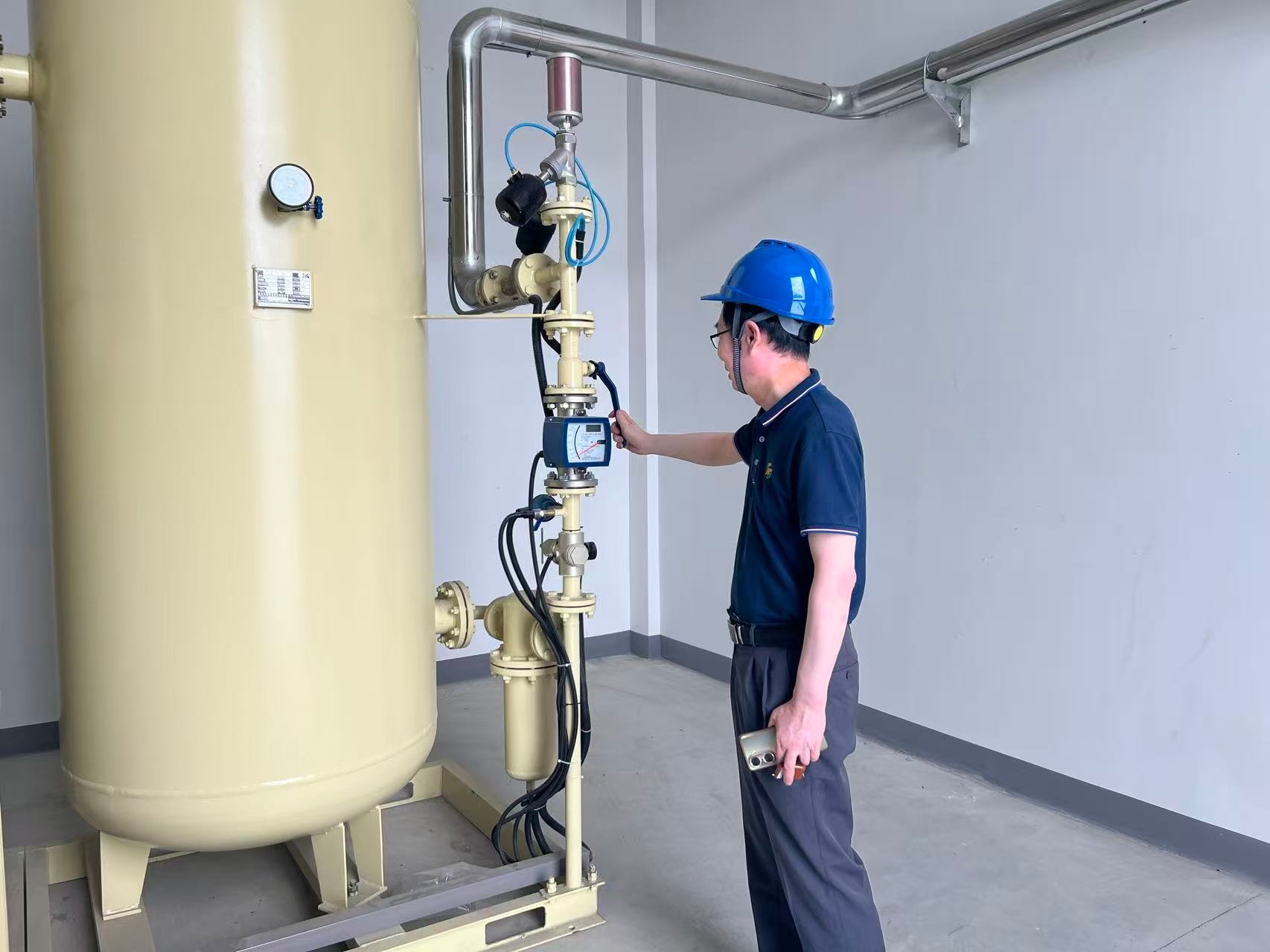 海安储备粮公司的氮气气调保鲜设备