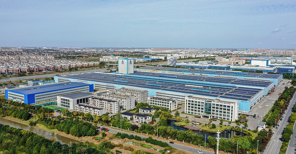 图为江苏甬金金属科技有限公司。卑多敏 摄