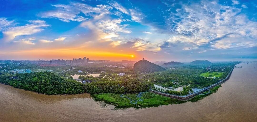 远眺南通城景。