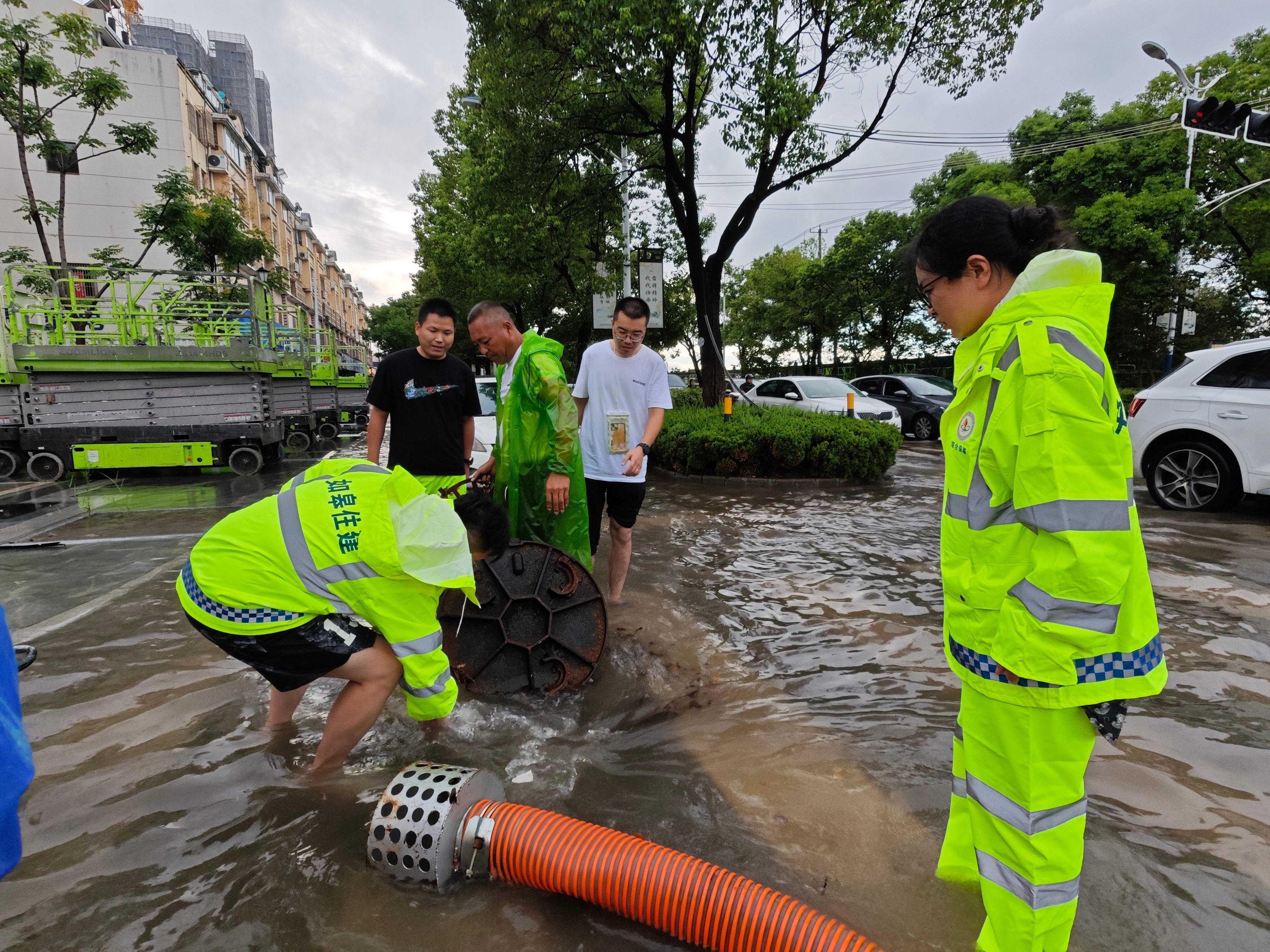积涝点排查及疏通